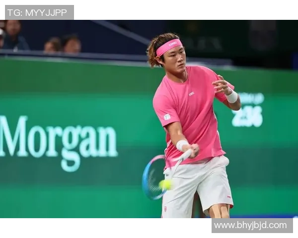 上海羽毛球队以94分稳居大师赛积分榜首位展现强劲实力