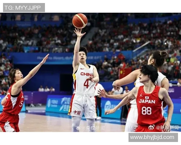 亚运会特别报道：重庆羽毛球队拼搏历程与荣耀时刻的背后故事